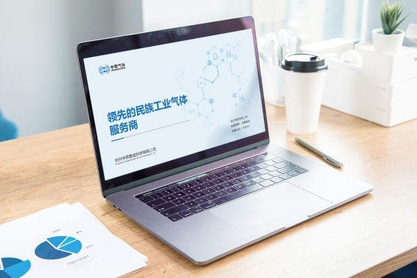 不同尋常的葡萄酒包裝設(shè)計